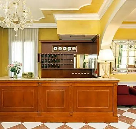 Cipro Готель Lido di Venezia